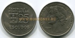 Монета 25 эскудо 1981 год Португалия.