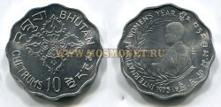 Монета 10 четрумов 1975 года. Бутан